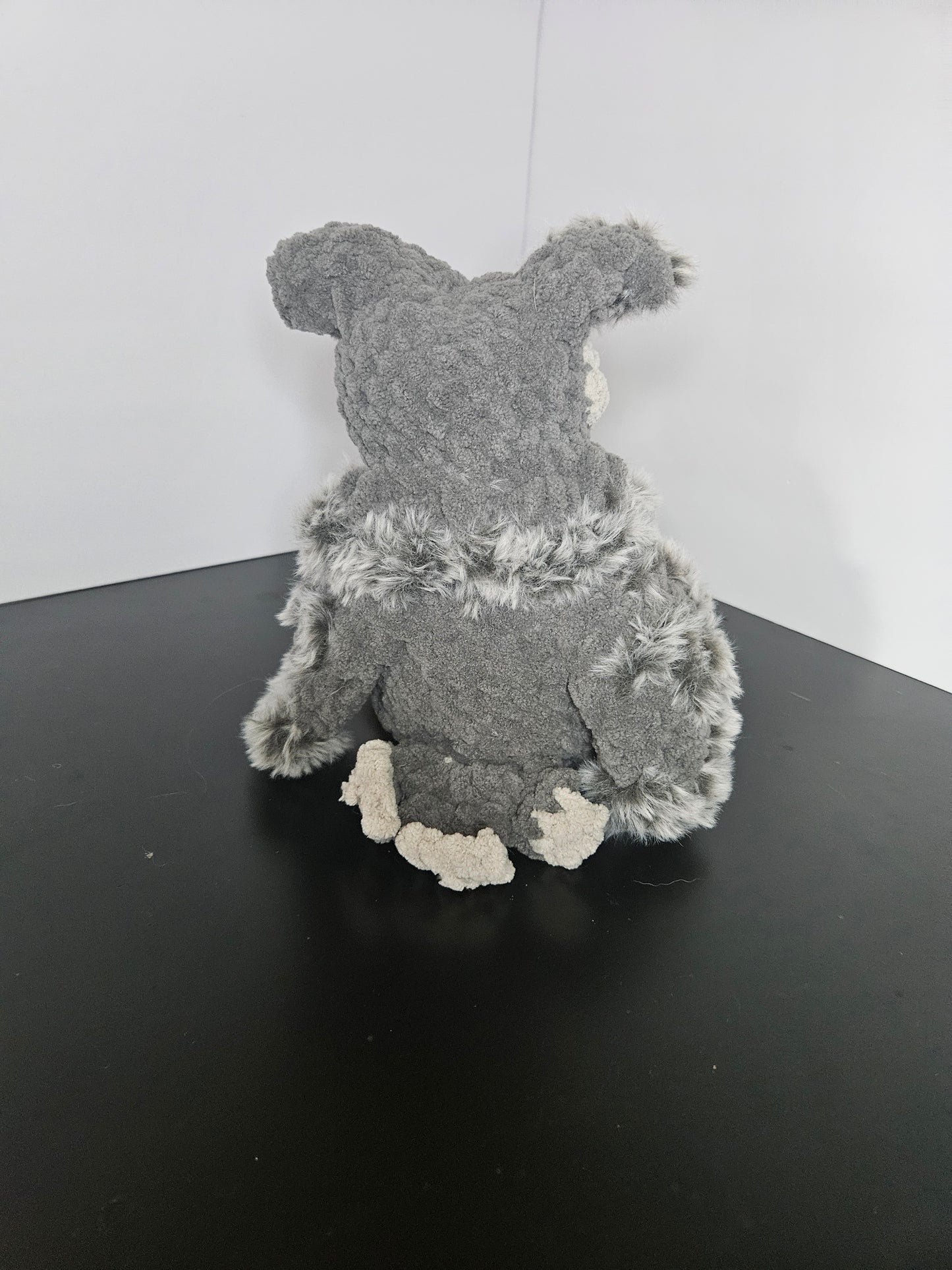 Owl with Rotating Head