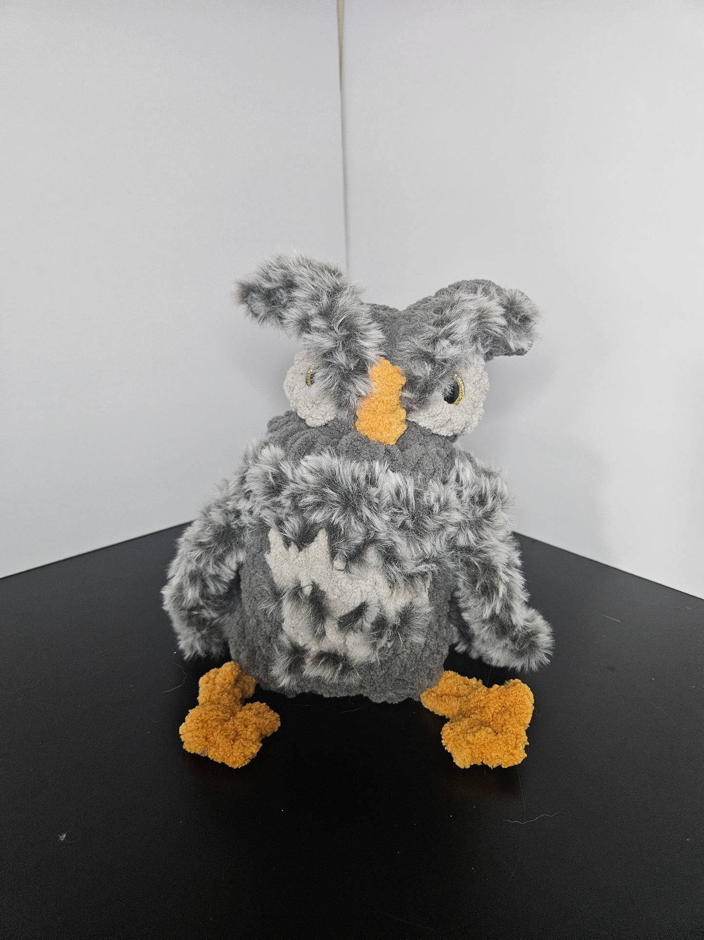 Owl with Rotating Head